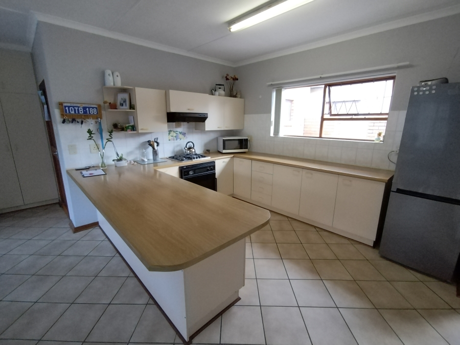 3 Bedroom Property for Sale in Noorsekloof Eastern Cape